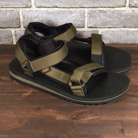 Teva Men's Olive Sandals - Picture 1 of 9